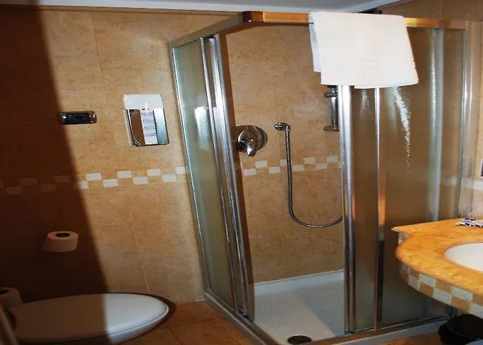 Vecellio Lagoon View Hotel 3*