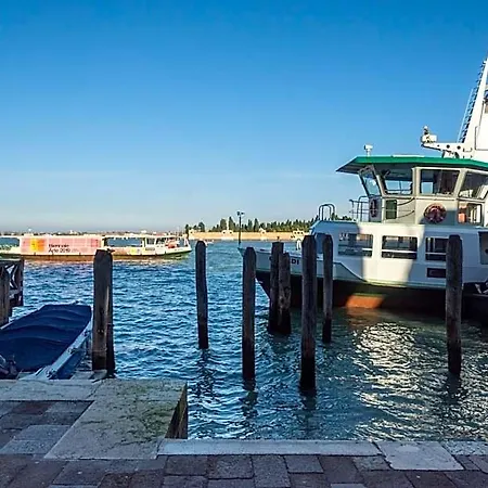 Vecellio On The Lagoon البندقية