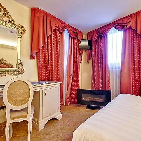 Vecellio On The Lagoon 3* البندقية