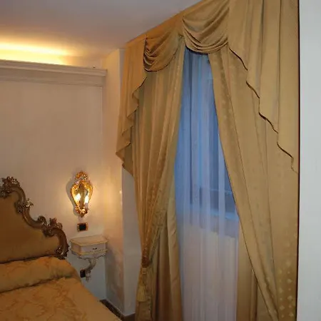 Vecellio Lagoon View 3*