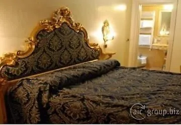 Hotel Vecellio Venice On The Lagoon