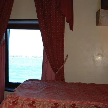 Vecellio Lagoon View Venedig