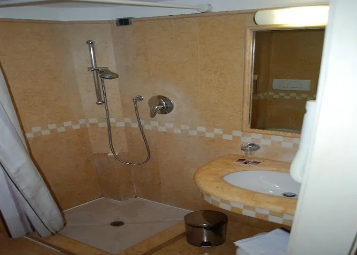 Vecellio Lagoon View