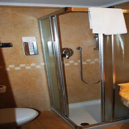 Vecellio Lagoon View Hotel 3*