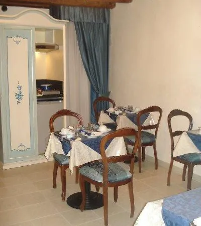 Vecellio Lagoon View Otel